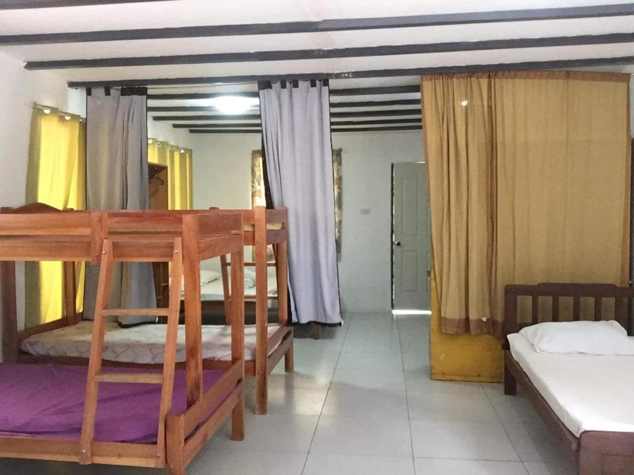 Larmar Bed And Breakfast Puerto Princesa Εξωτερικό φωτογραφία